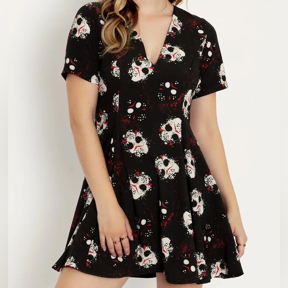 Blackmilk “FRIDAY THE 13TH EVIL V DRESS” Size Small S NWT Jason Voorhees Mask - Picture 1 of 15